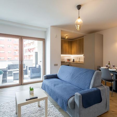 Aurealiving - Trastevere Suite With Rooftop & Gym, Your Place In Rome Bagian luar foto