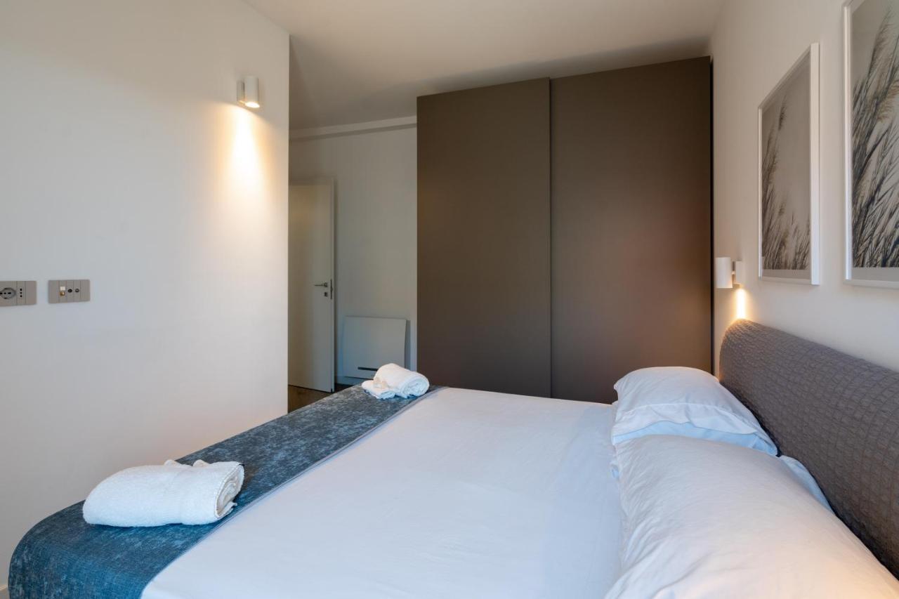Aurealiving - Trastevere Suite With Rooftop & Gym, Your Place In Rome Bagian luar foto