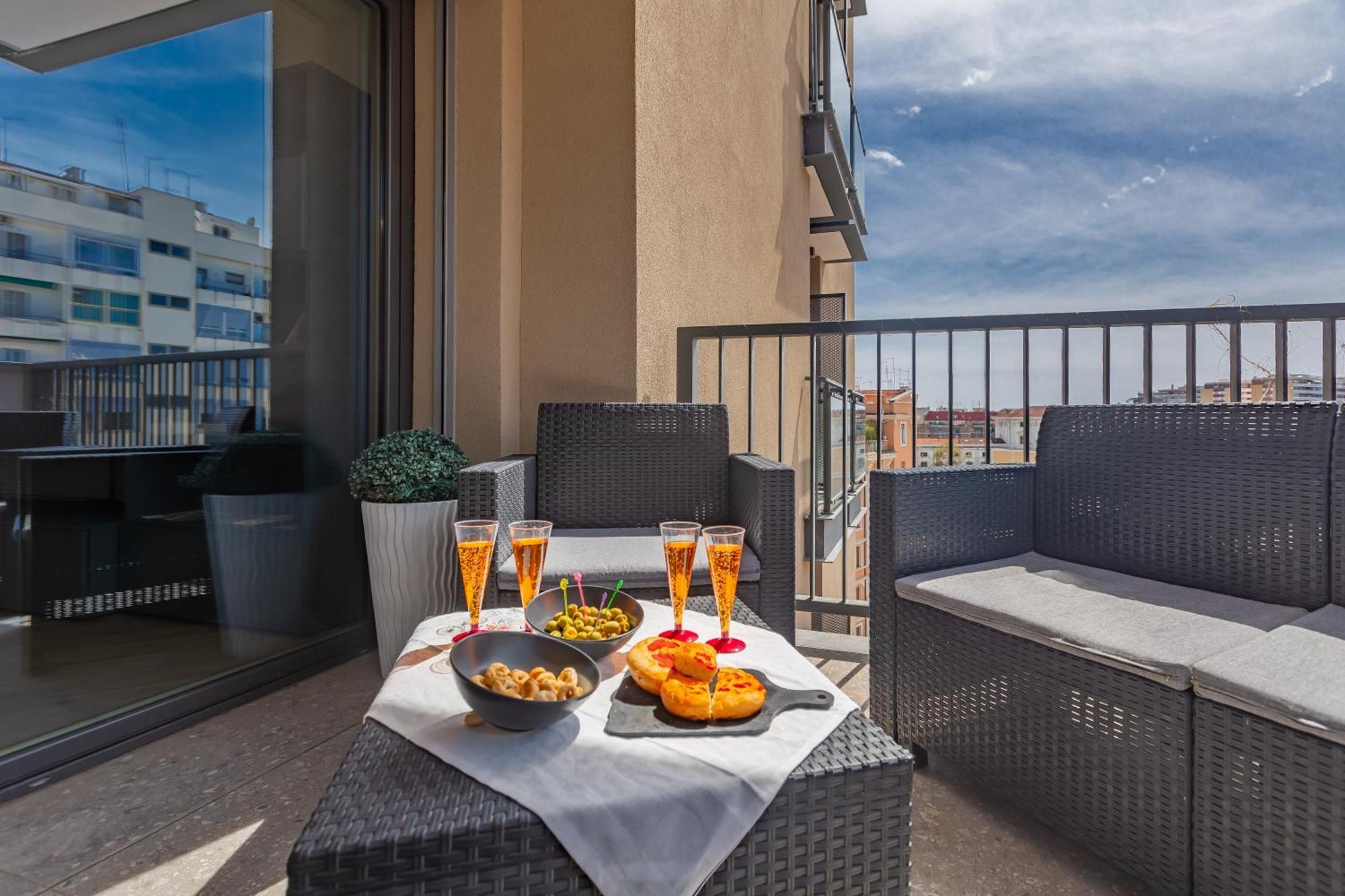 Aurealiving - Trastevere Suite With Rooftop & Gym, Your Place In Rome Bagian luar foto