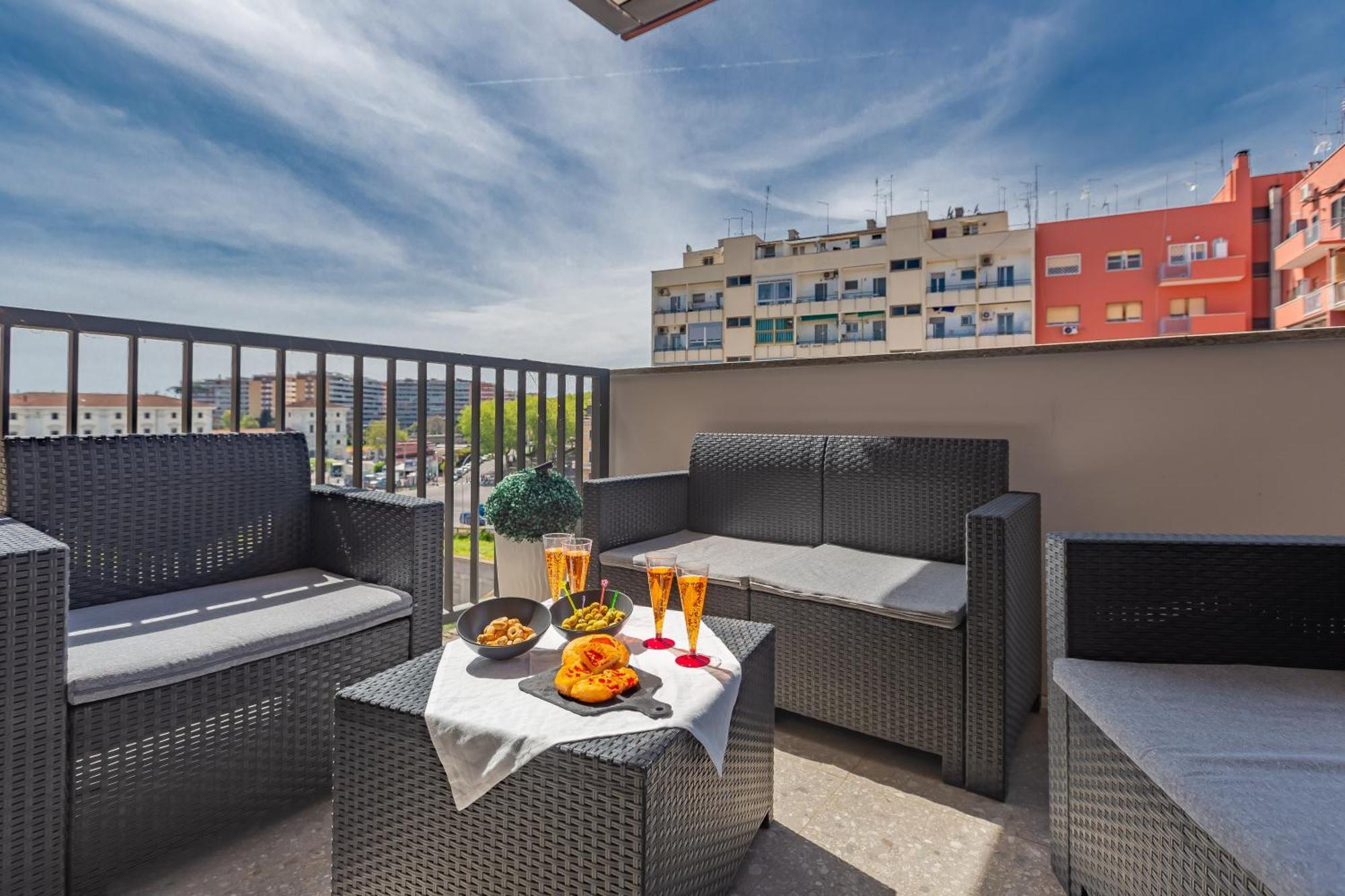 Aurealiving - Trastevere Suite With Rooftop & Gym, Your Place In Rome Bagian luar foto